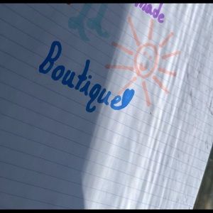 Meet your Posher, Llhand_madeboutiue